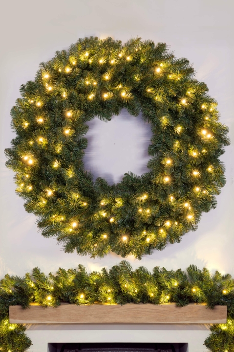 120cm Pre-lit Extra Thick Arbor Vitae Wreath