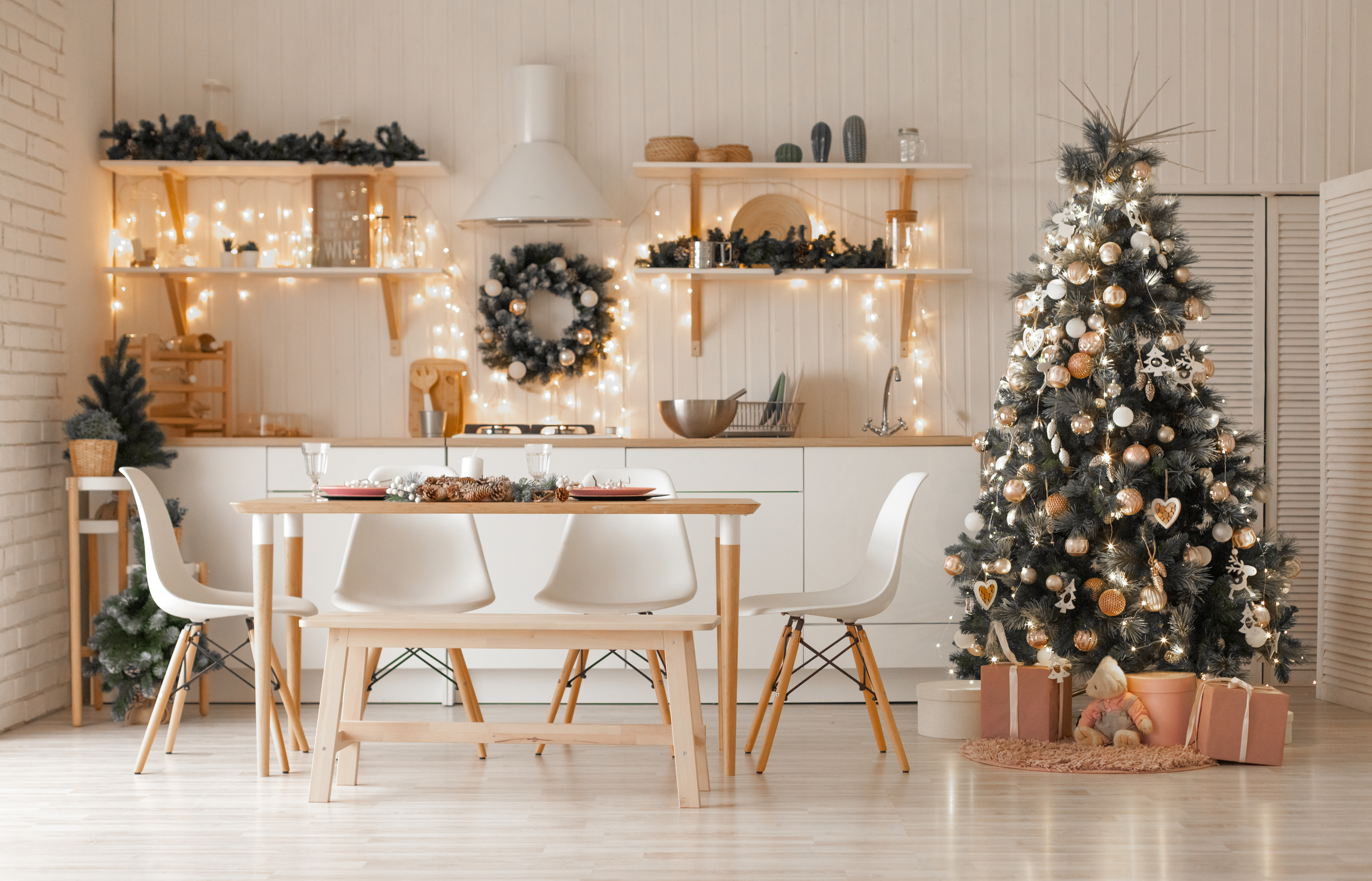 Christmas Table Ideas: How to Decorate a Table for Christmas